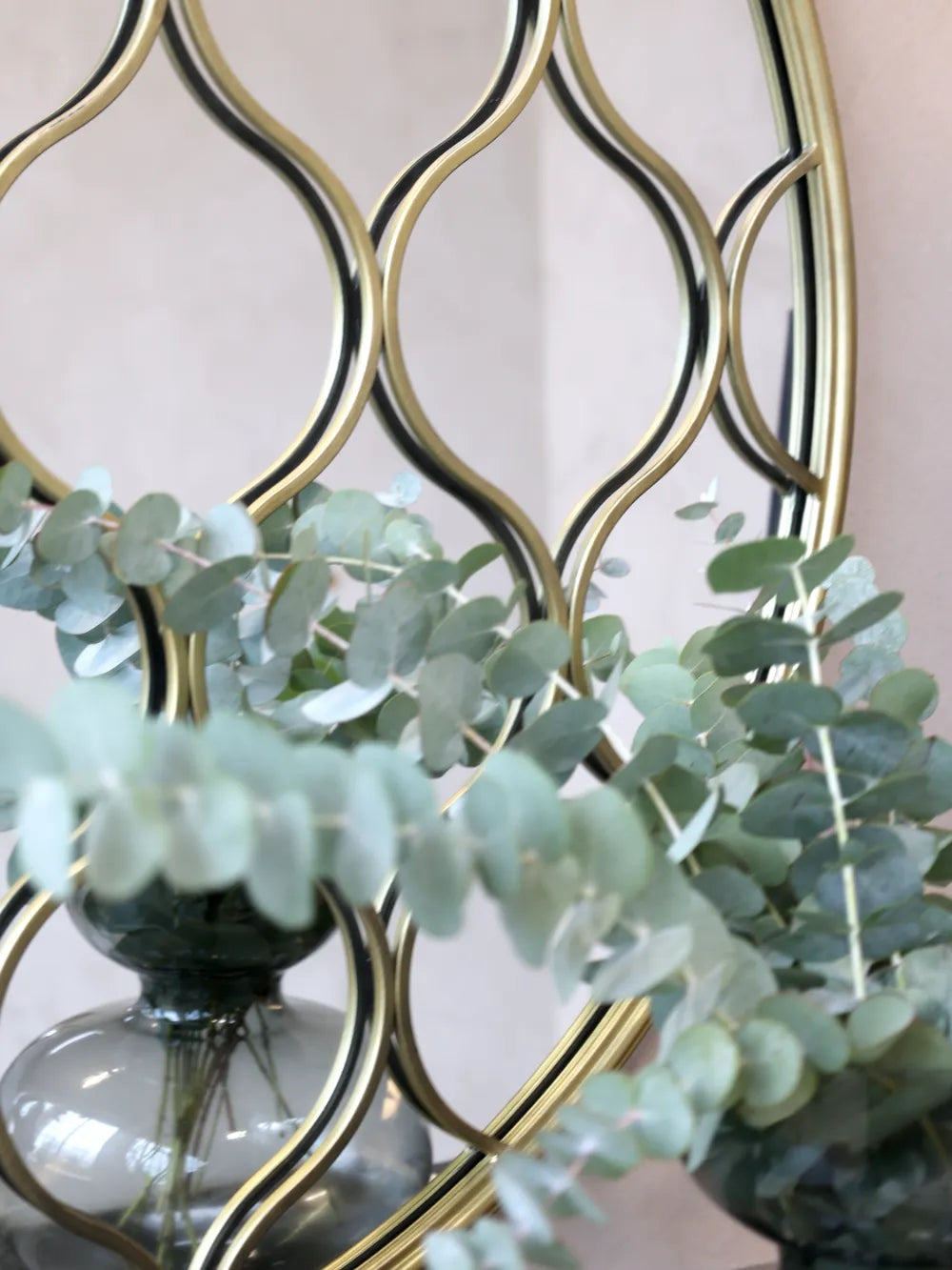 Chic Antique - Spejl m. dekor i messing