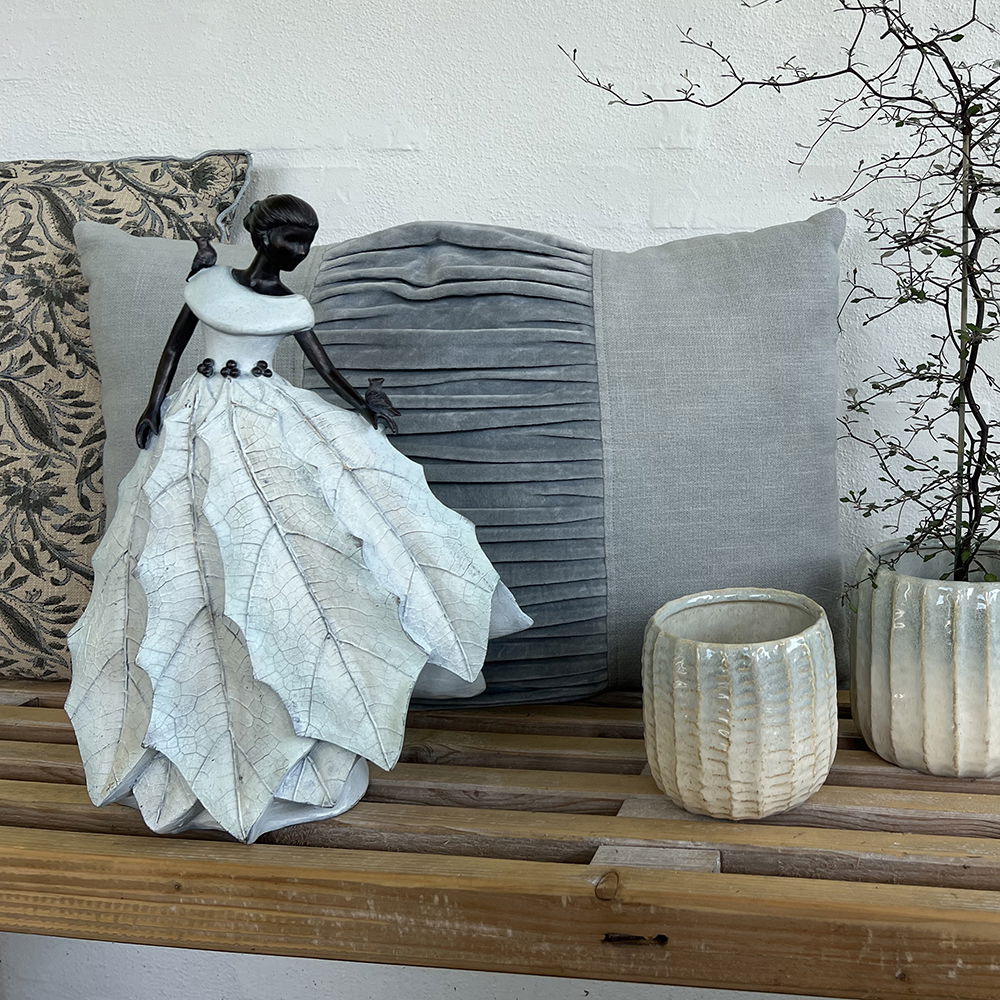 La Vida - Kvindefigur m. fugle, Lyseblå