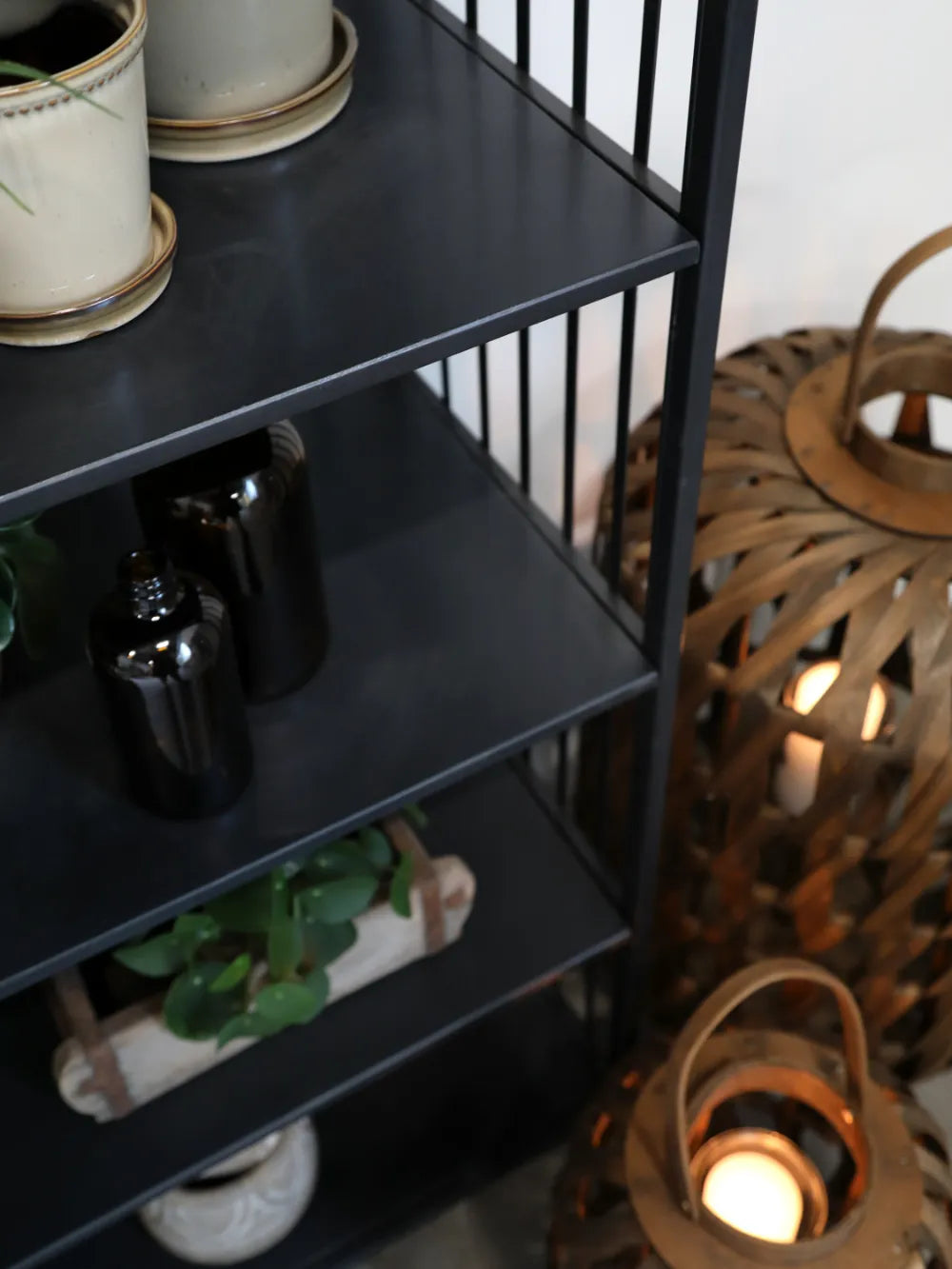 Chic Antique - Reol m. 4 hylder