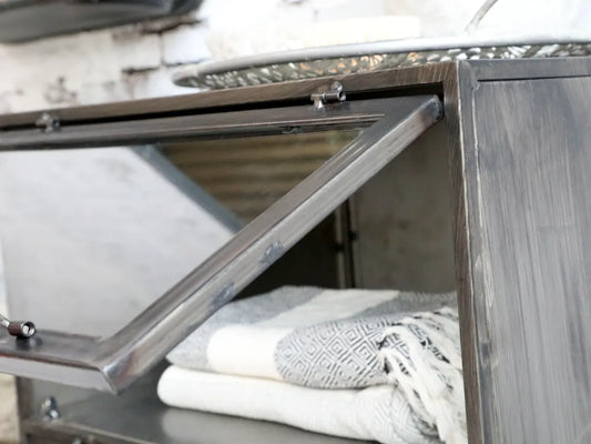 Chic Antuque - Factory Kommode m. 4 glas låger antique sort