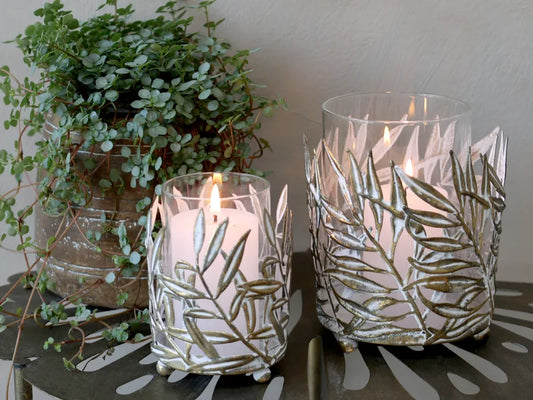 Chic Antique - Vire Fyrfadsstage m. blad dekor