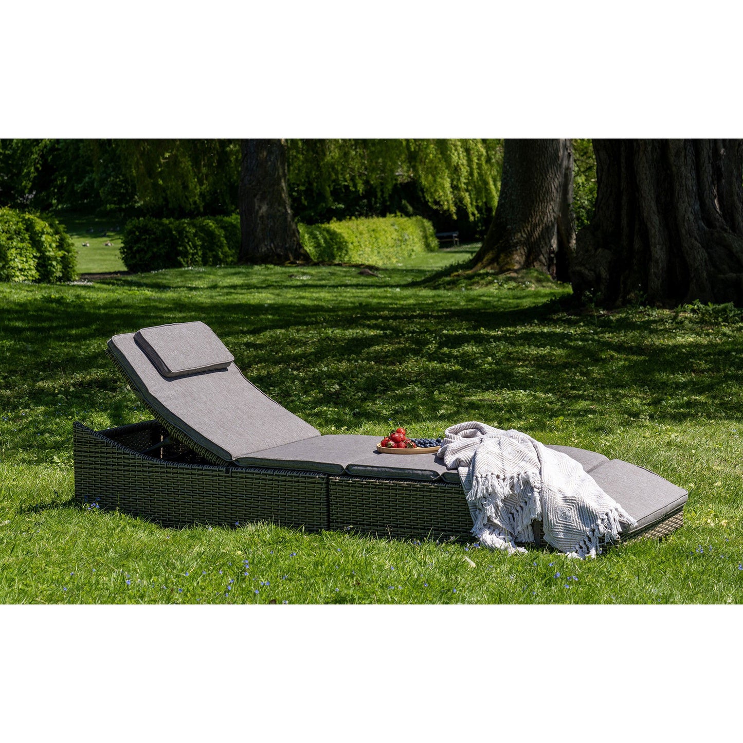 House Nordic - Split Solseng, polyrattan/polyester, kubu grå, inkl. hynde