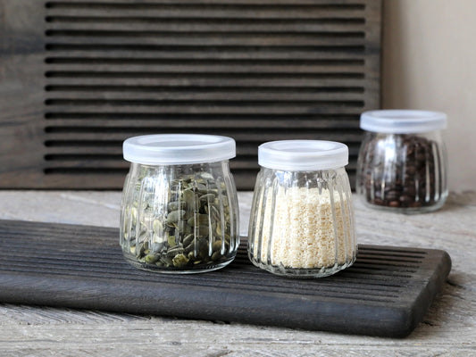 Opbevaringsglas m. riller & låg sæt af 2, H7,5/Ø7,5 cm klar