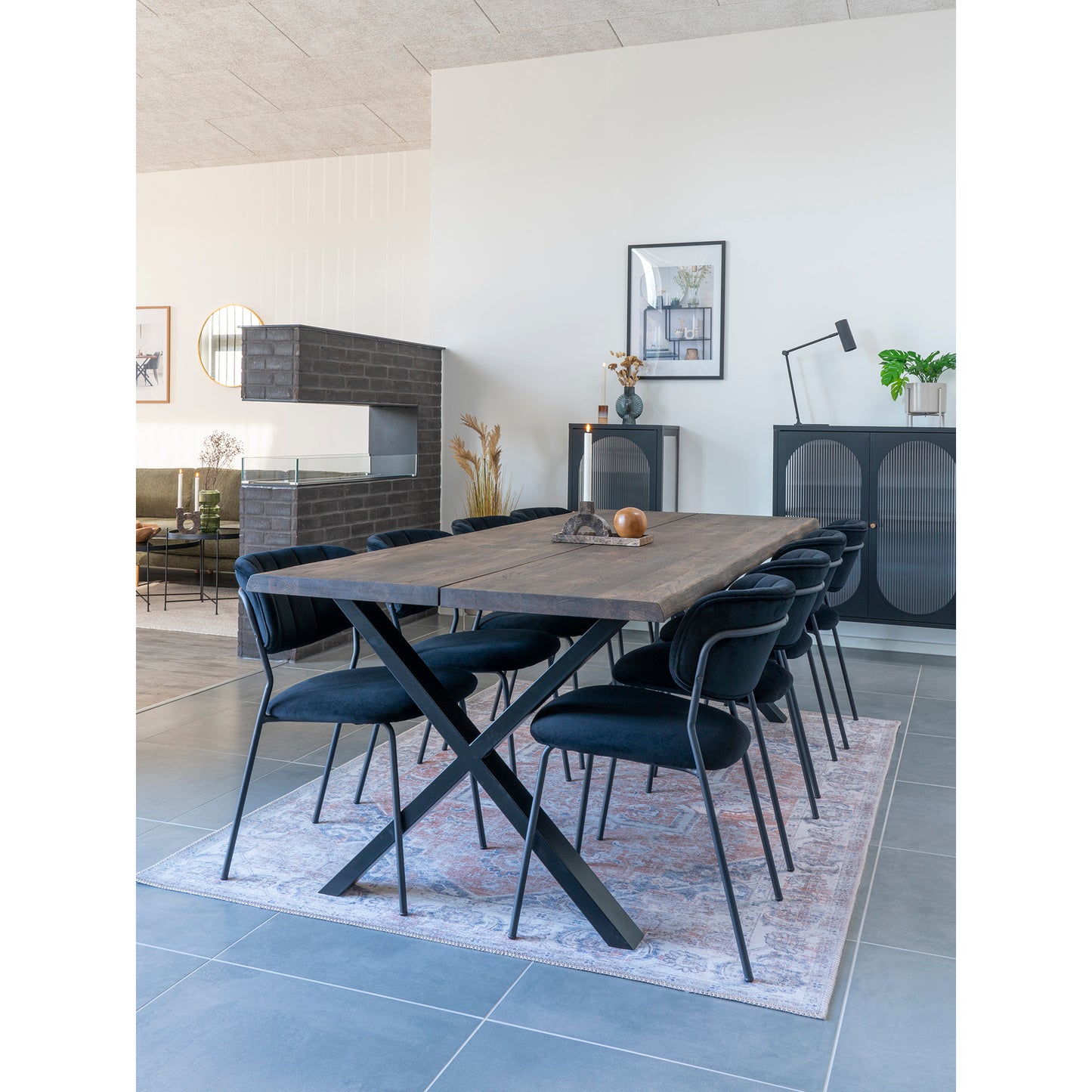 House Nordic - Toulon Dining table in smoked oiled oak with wavy edge