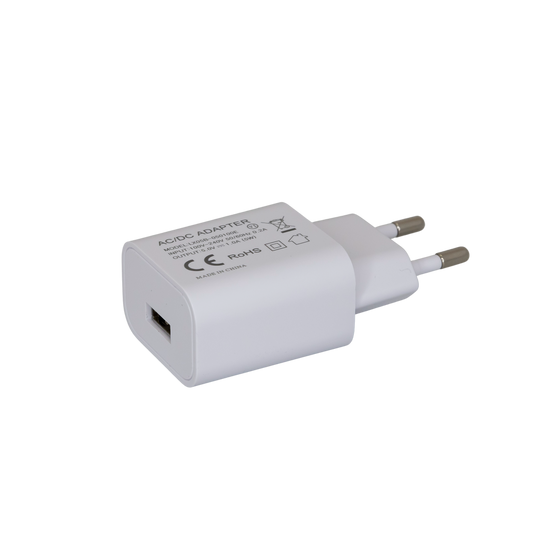 Cozzy USB Charger in White - Efficient and Compact