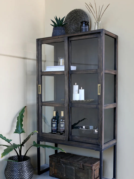 Chic Antique - Display cabinet with sliding doors
