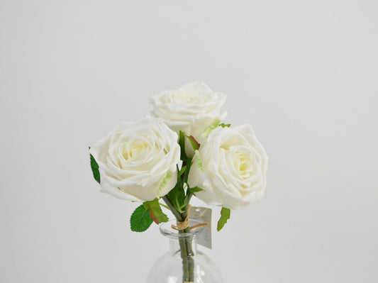 Decorative Floral White Roses with Natural Touch 29cm