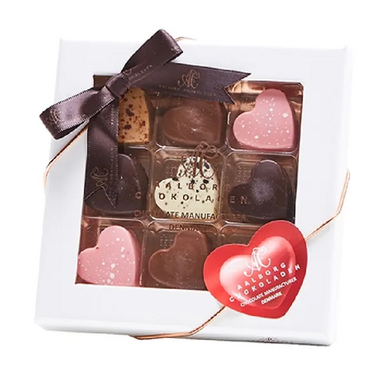 Aalborg Chocolate, Valentine box with 9 pcs. filled chocolate hearts.