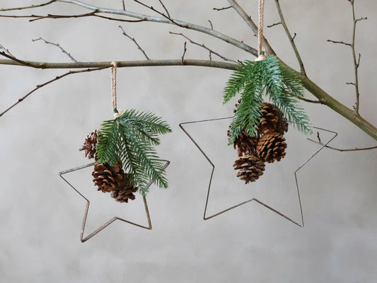 Chic Antique Fleur Stjerne med Kogler og Gran - Rustik Juleudsmykning