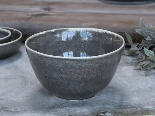 Chic Antigue Calais Bowl - Large stoneware bowl in charcoal for the home