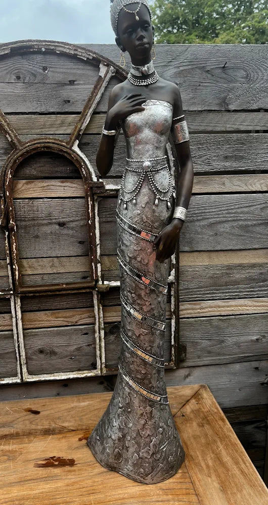 Brugskunst By DT - Afrikansk Dame Statue i Sølv - H91 cm