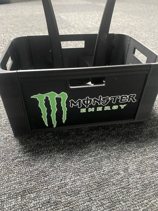 Kasse med Monster Energy Logo – Plads til 6 dåser